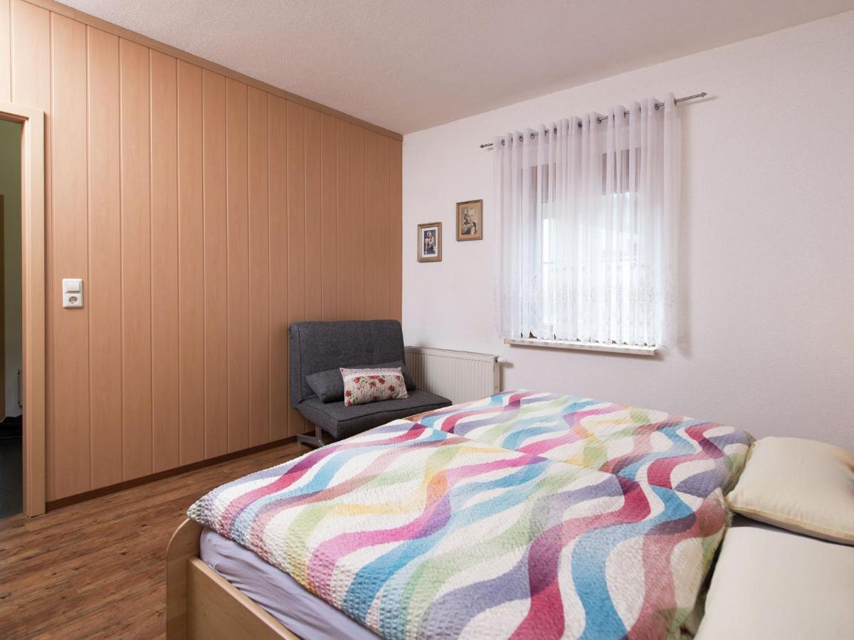 Cozy Apartment In Ore Mountains With Balcony Брайтенбрун Екстериор снимка